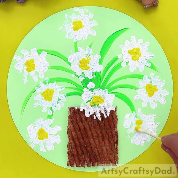 Completing Making The Centers Of Your Flowers- Crafting a foam net flowerpot