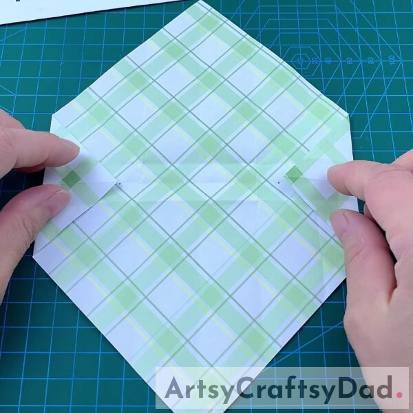 Fold It From Sides-Tutorial on making an origami paper tote bag gift