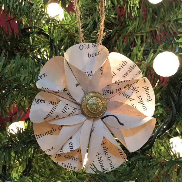 Easy to Make Newspaper Christmas Craft With Vintage Button