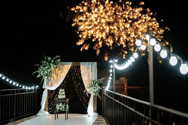 Mesmerizing Night Ring Ceremony Decor- 20 uncomplicated ideas for decoration at a home engagement in 2023