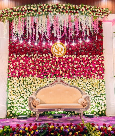 Rose Decor For Ring Ceremony- Twenty easy decorating concepts for a home engagement in the year 2023