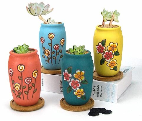 Elegant Clay Flower Pot Design