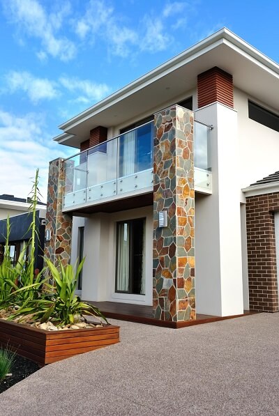Elegantly geometric-shaped Stone Tile Design For House